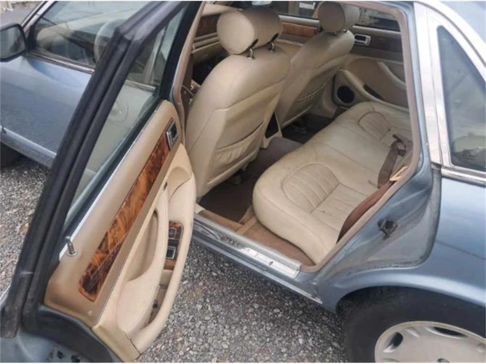 1996 Jaguar X300 XJ - Image 4 of 10