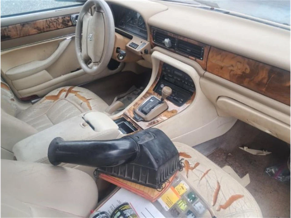 1996 Jaguar X300 XJ - Image 8 of 10