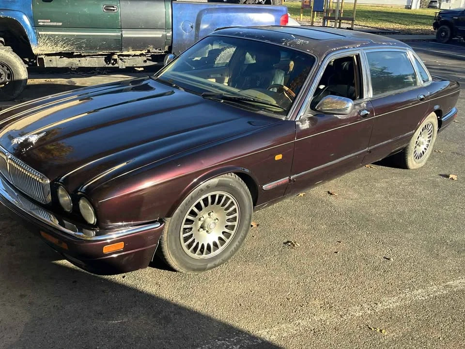 1996 Jaguar X300 XJ - Image 3 of 7