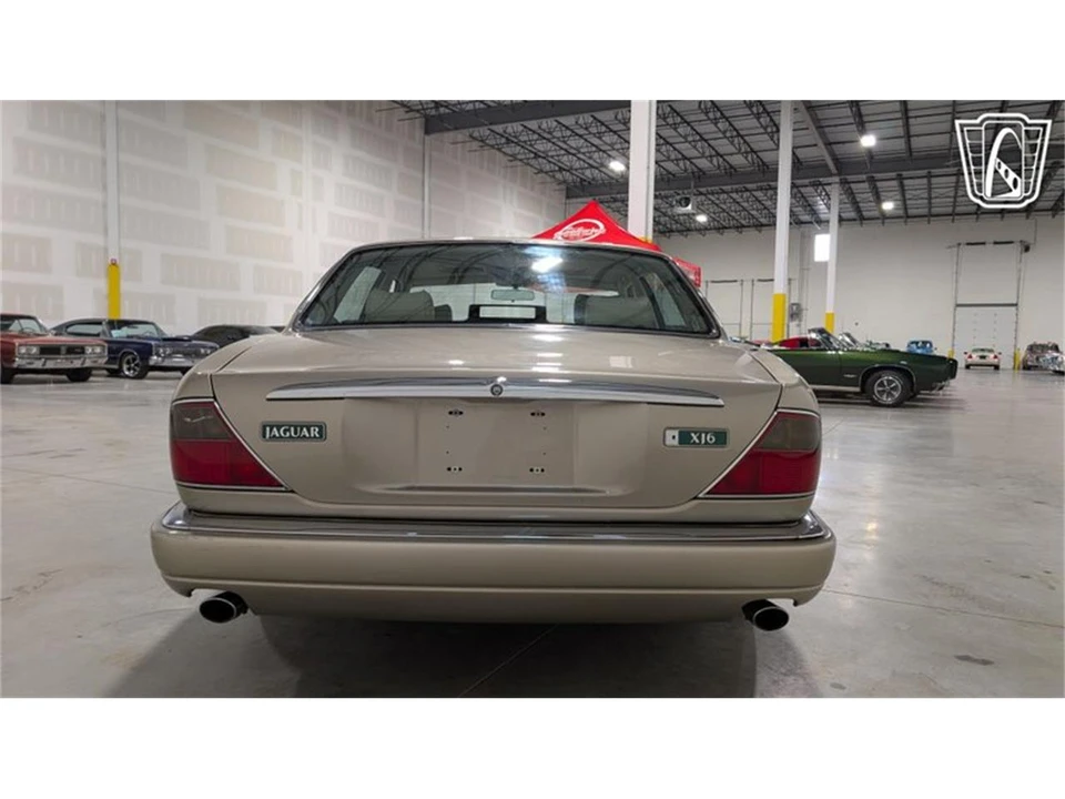 1996 Jaguar X300 XJ - Image 11 of 31