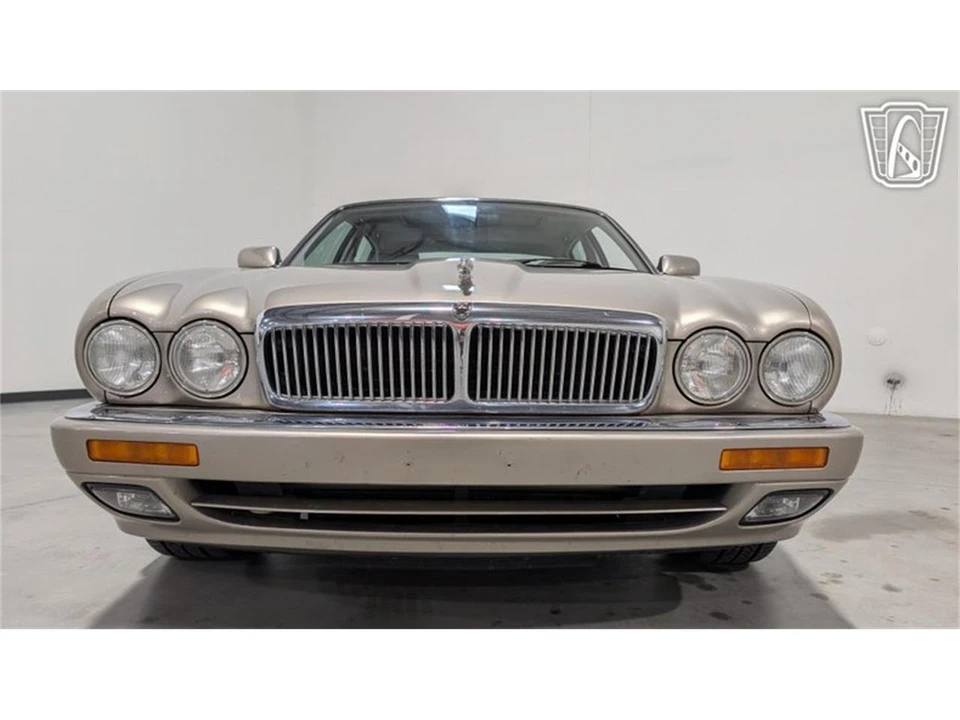 1996 Jaguar X300 XJ - Image 23 of 31