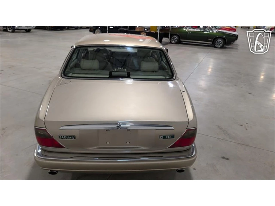 1996 Jaguar X300 XJ - Image 10 of 31