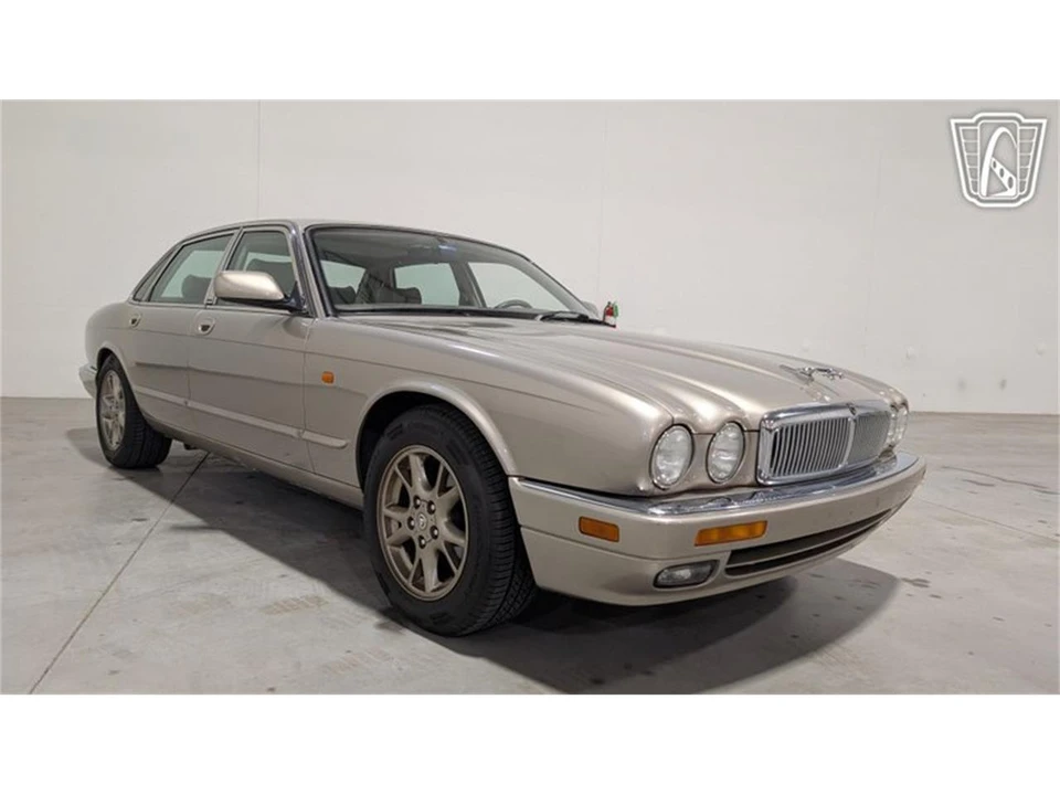1996 Jaguar X300 XJ - Image 20 of 31