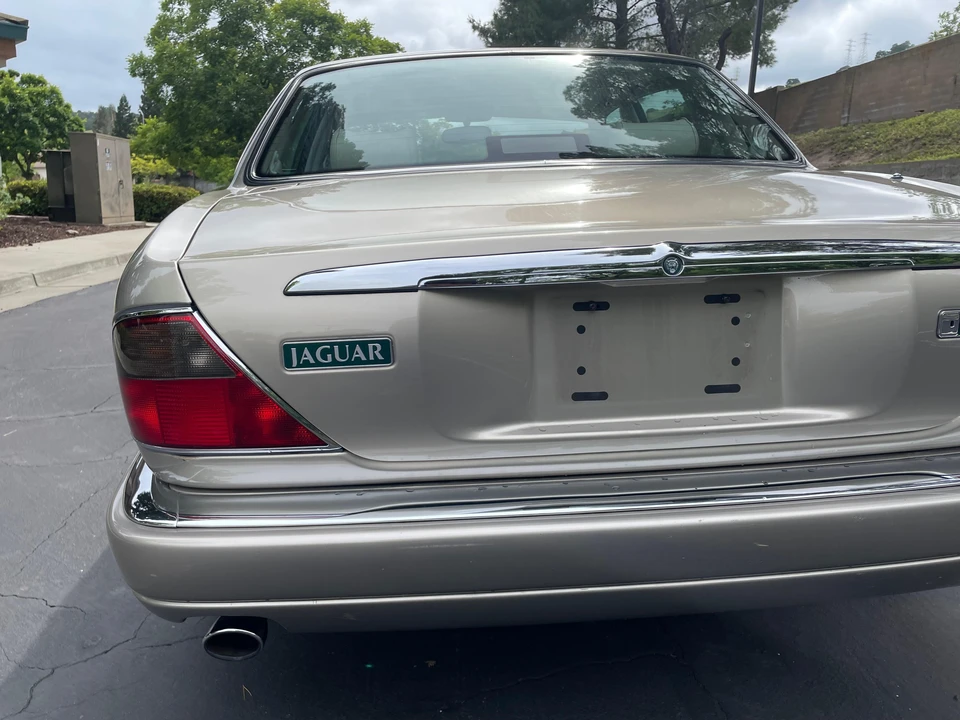 1996 Jaguar X300 XJ - Image 29 of 31