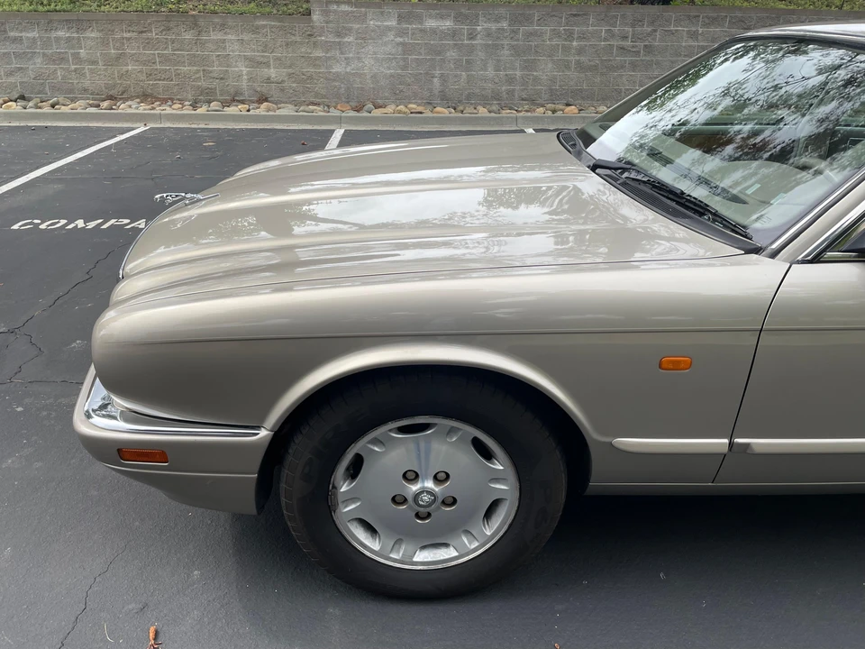 1996 Jaguar X300 XJ - Image 23 of 31