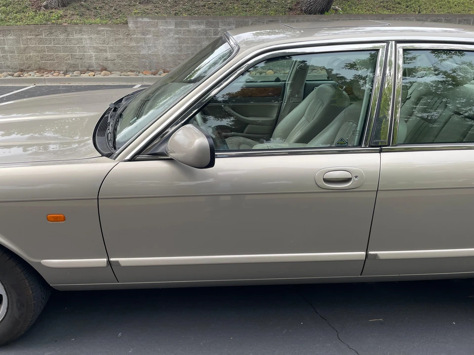1996 Jaguar X300 XJ - Image 26 of 31
