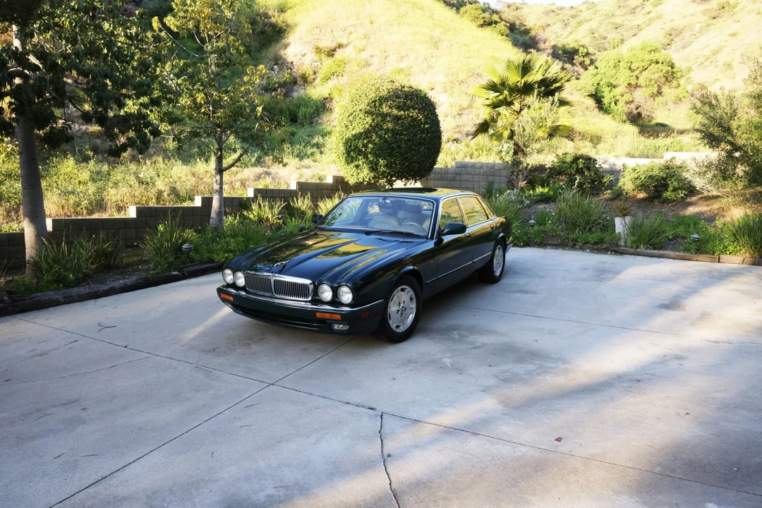 1996 Jaguar X300 XJ - Image 11 of 31