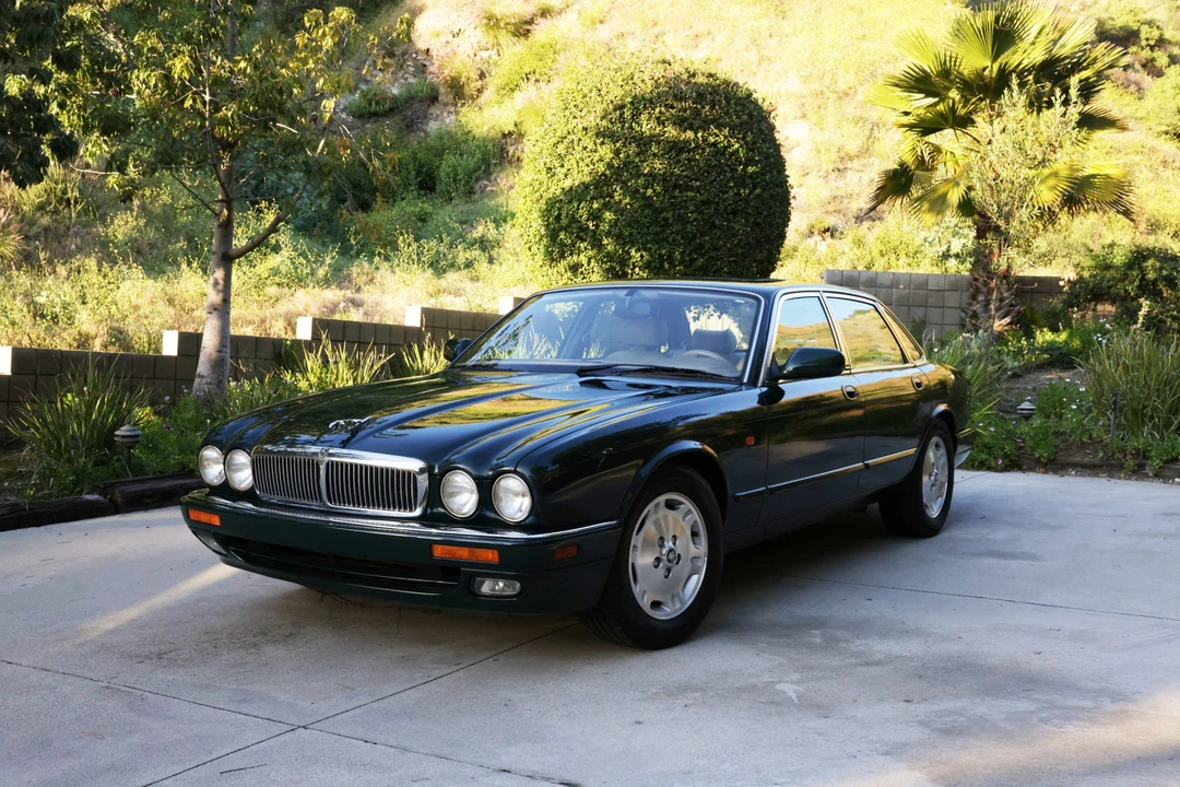 1996 Jaguar X300 XJ - Image 13 of 31