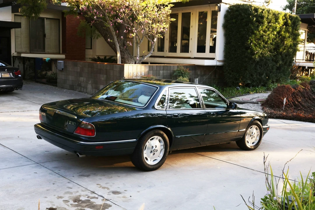1996 Jaguar X300 XJ - Image 31 of 31