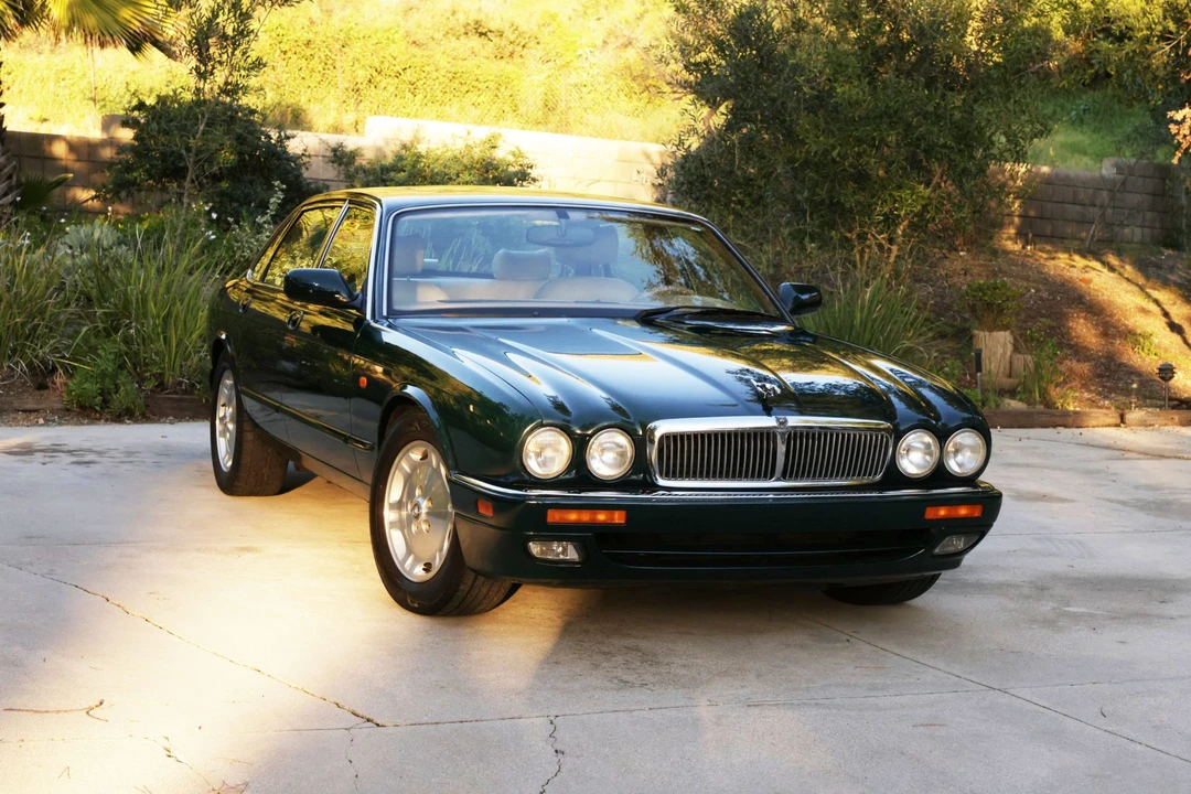 1996 Jaguar X300 XJ - Image 18 of 31