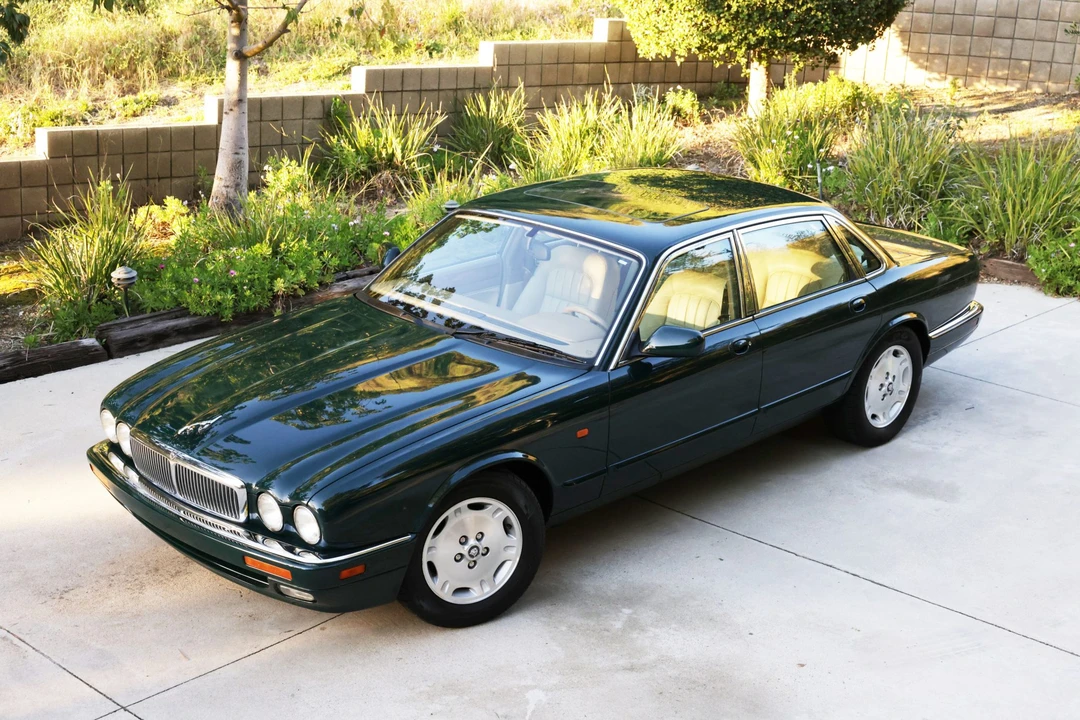 1996 Jaguar X300 XJ - Image 8 of 31