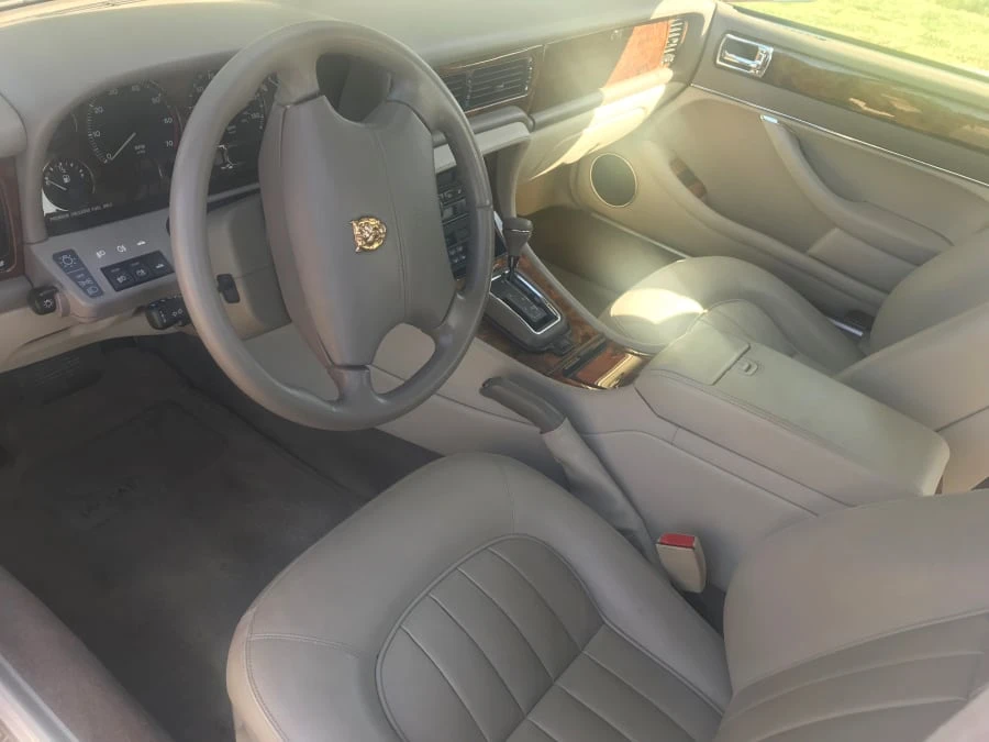 1996 Jaguar X300 XJ - Image 4 of 7
