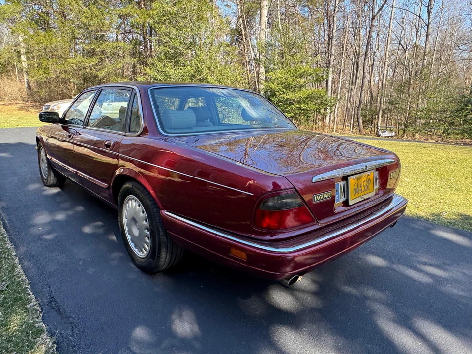 1996 Jaguar X300 XJ - Image 16 of 31
