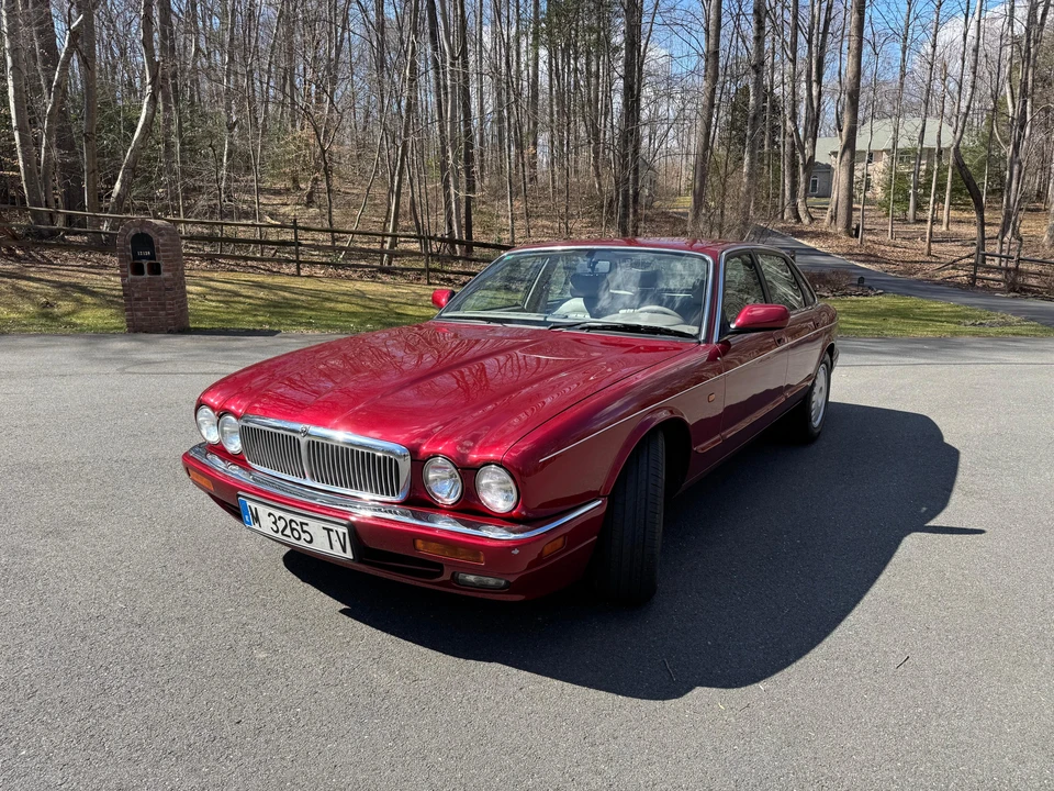 1996 Jaguar X300 XJ - Image 10 of 31