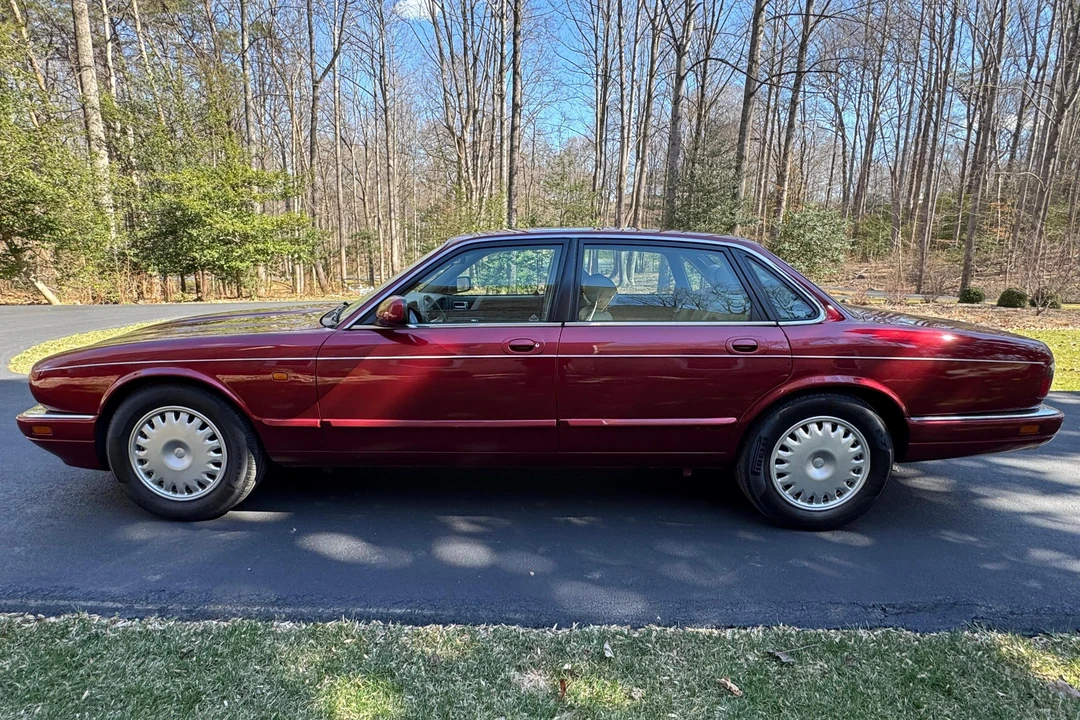 1996 Jaguar X300 XJ - Image 3 of 31