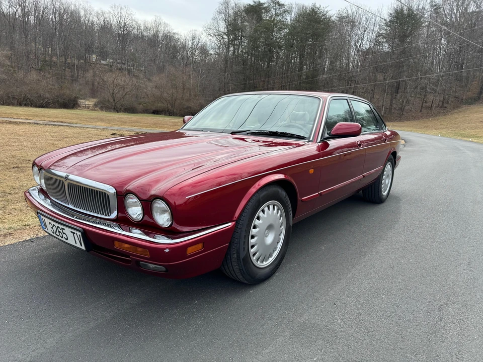1996 Jaguar X300 XJ - Image 11 of 31