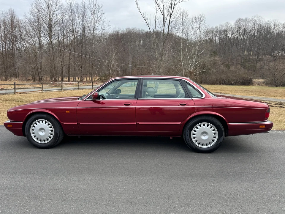 1996 Jaguar X300 XJ - Image 15 of 31