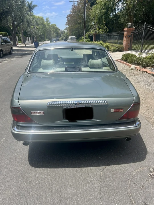 1996 Jaguar X300 XJ - Image 4 of 10