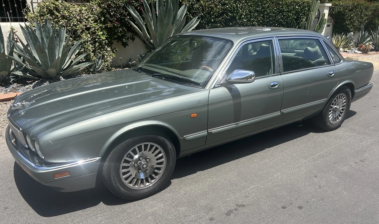1996 Jaguar X300 XJ - Image 3 of 10