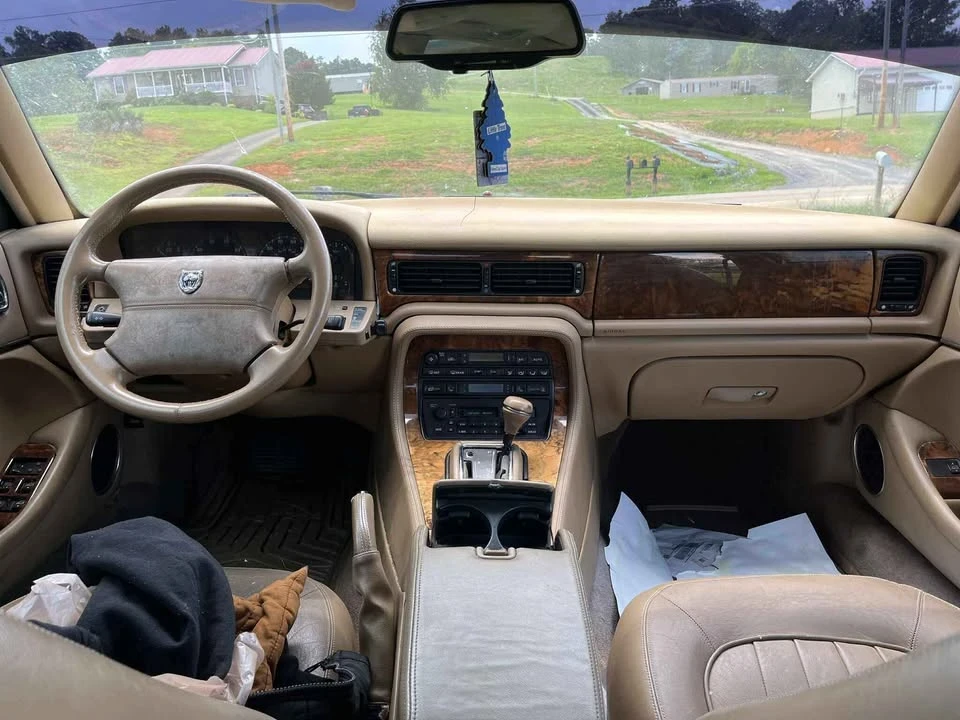 1996 Jaguar X300 XJ - Image 8 of 9