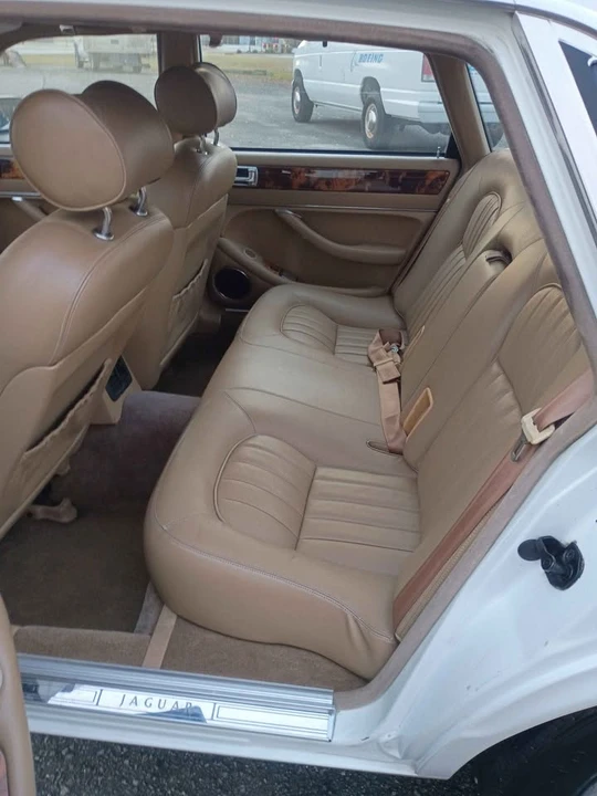 1996 Jaguar X300 XJ - Image 6 of 8