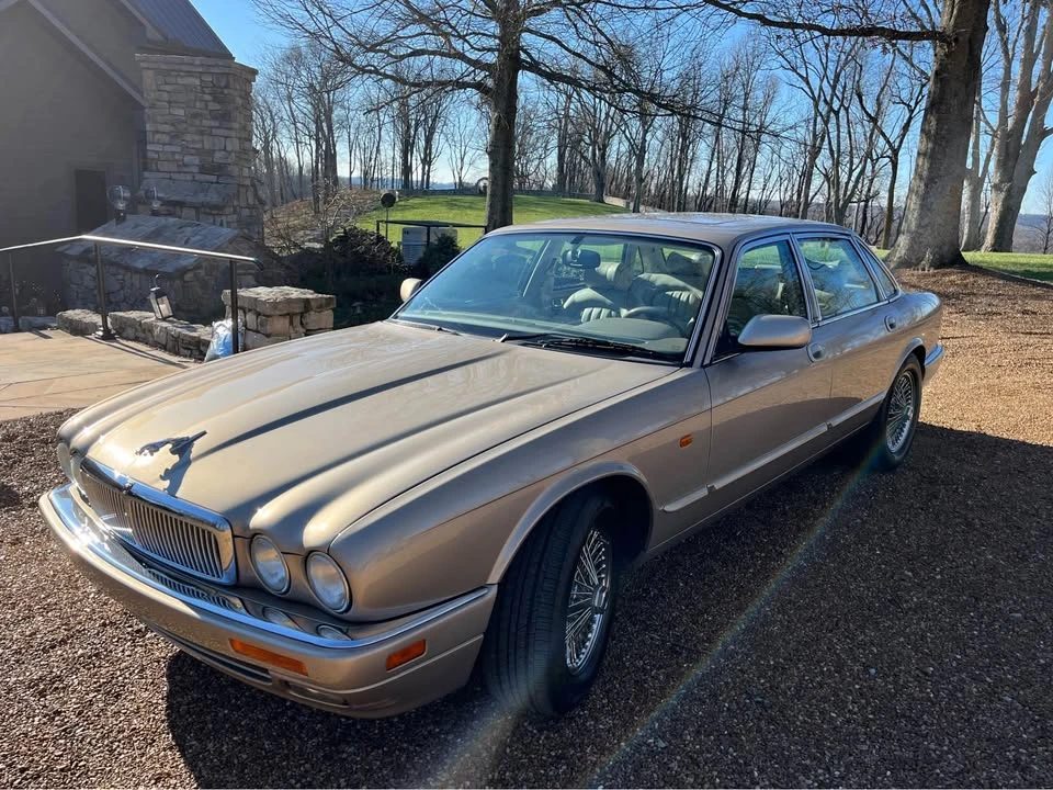 1996 Jaguar X300 XJ - Image 3 of 12