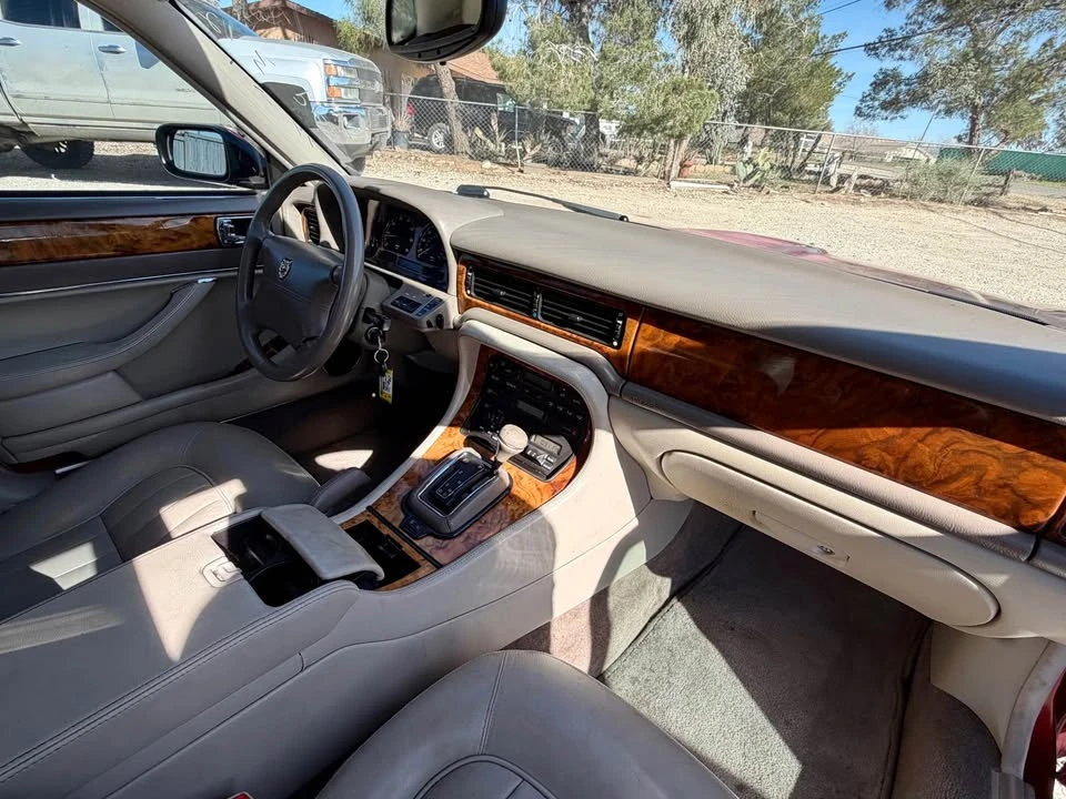 1996 Jaguar X300 XJ - Image 9 of 10