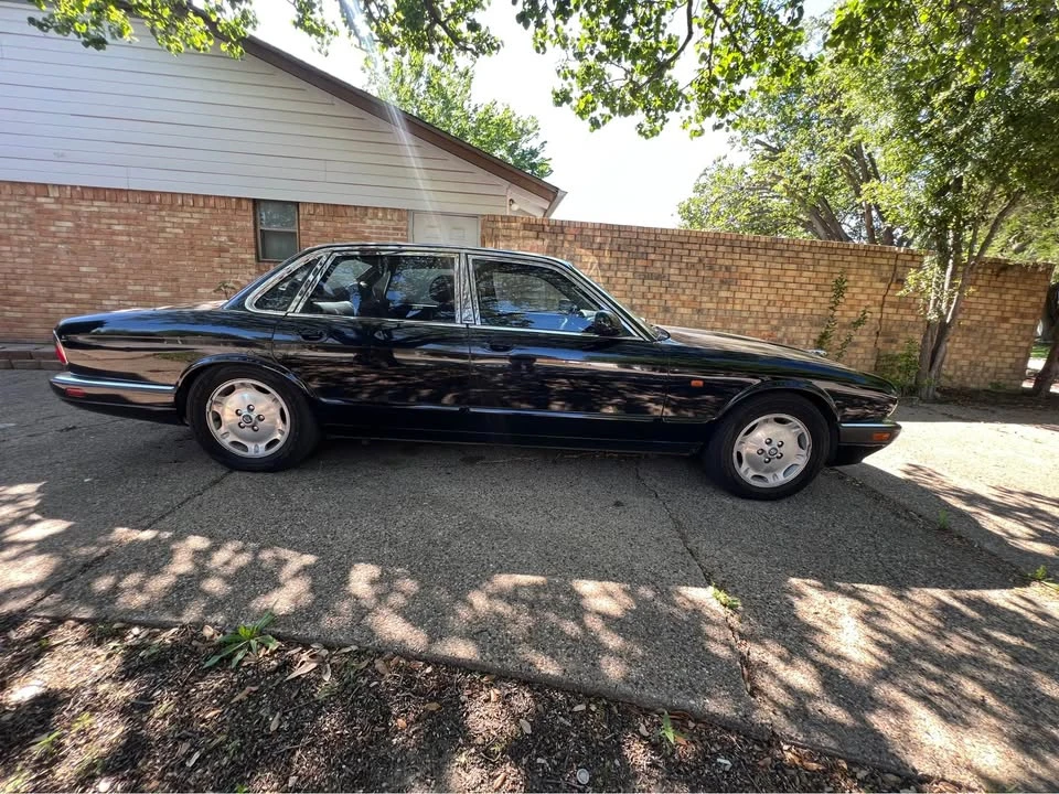 1996 Jaguar X300 XJ - Image 14 of 19