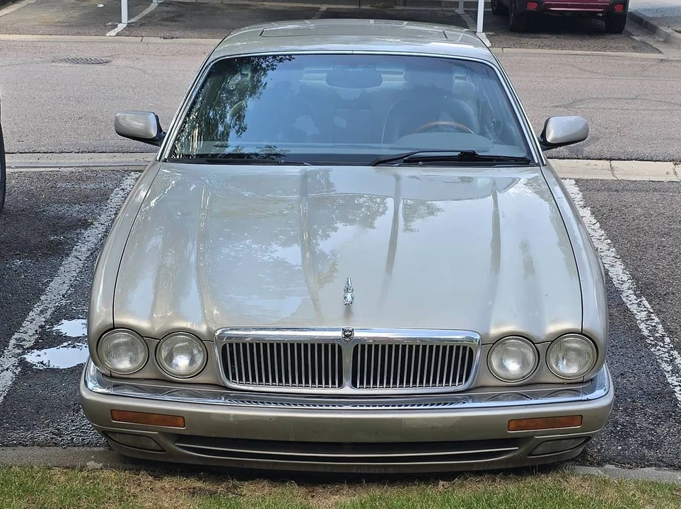 1996 Jaguar X300 XJ - Image 2 of 20