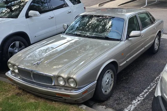 1996 Jaguar XJ6 Sedan