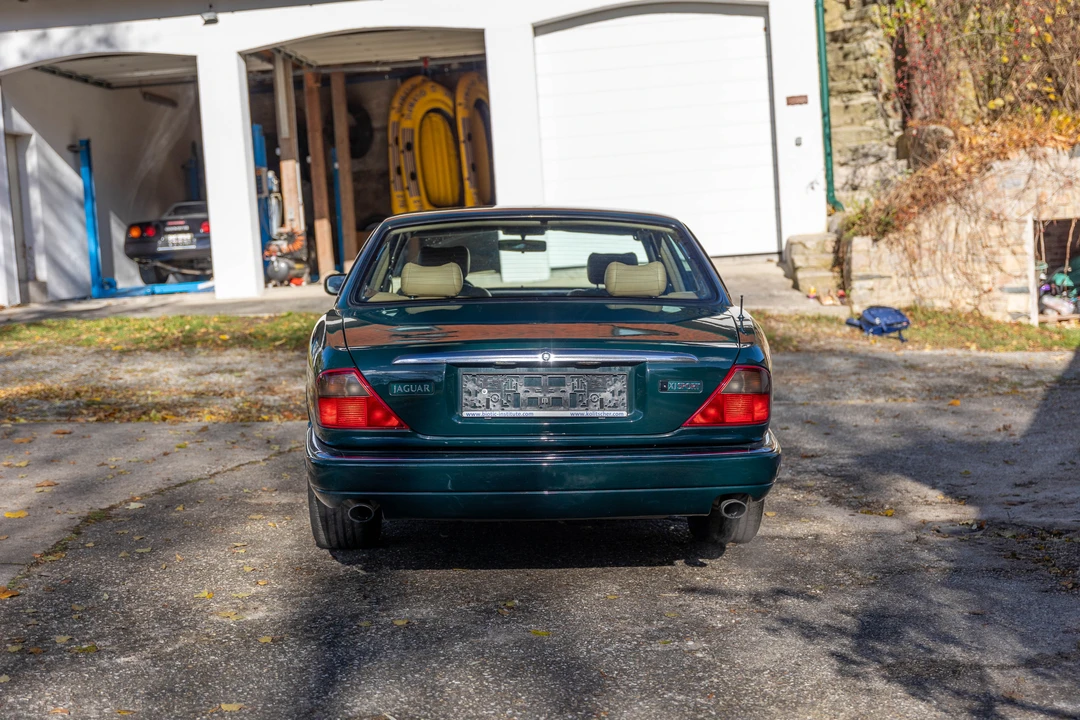 1996 Jaguar XJ Series 4 - Image 13 of 31
