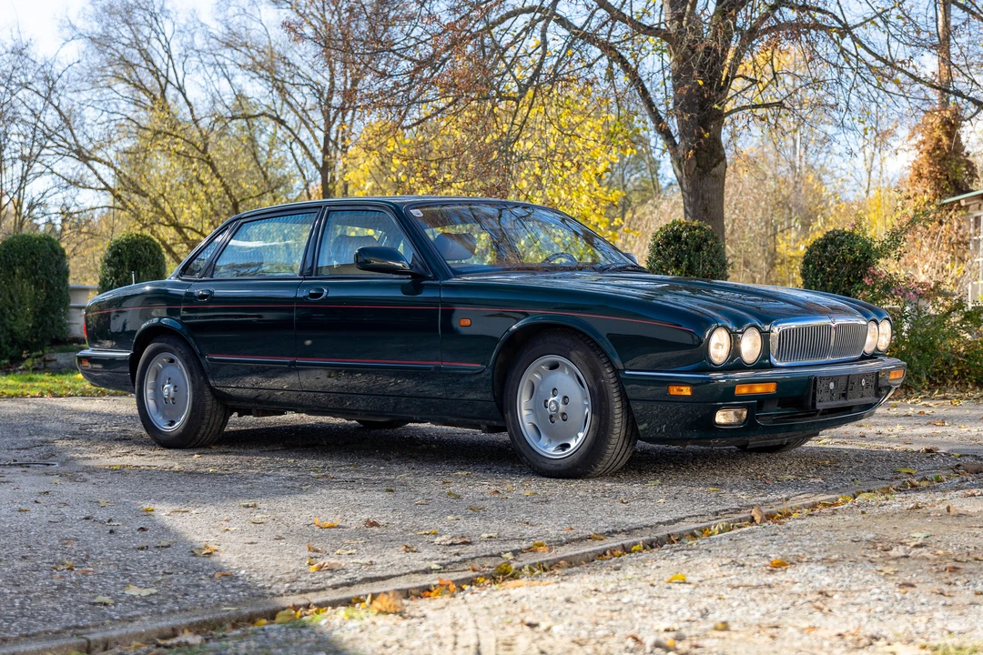 1996 Jaguar XJ Series 4 - Image 2 of 31