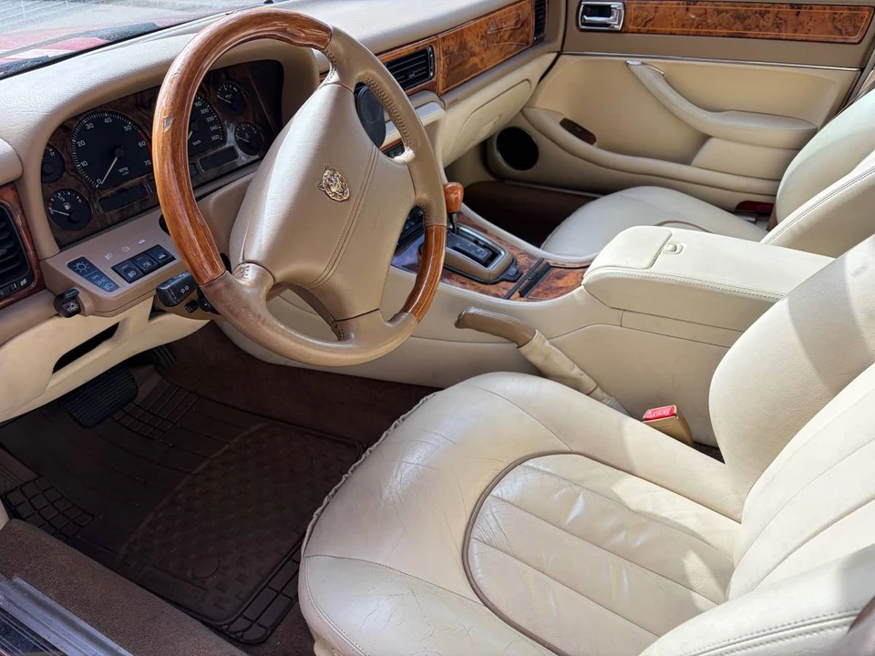 1996 Jaguar X300 XJ - Image 5 of 7