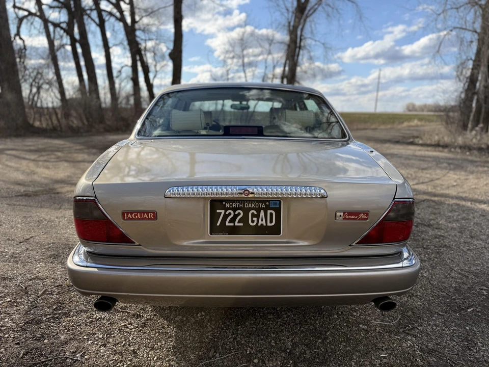1996 Jaguar X300 XJ - Image 8 of 31