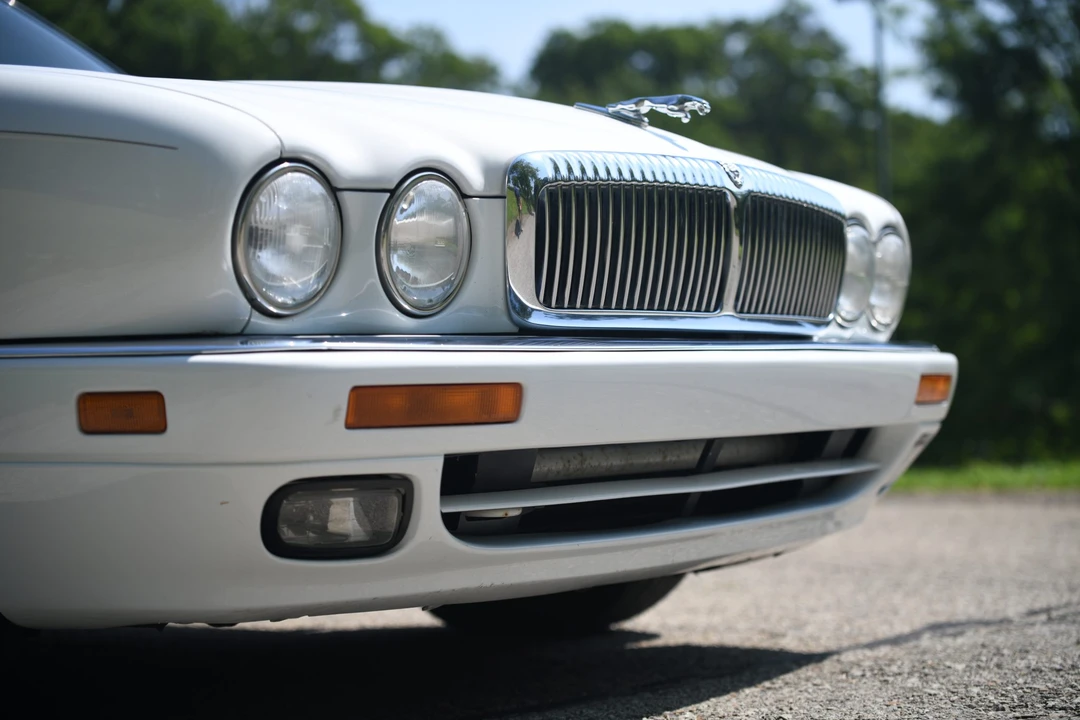 1996 Jaguar X300 XJ - Image 24 of 31