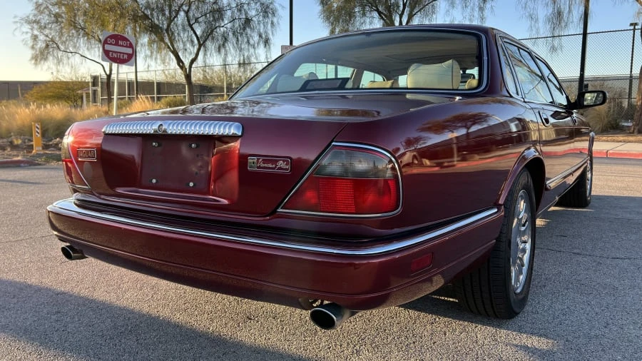 1996 Jaguar X300 XJ - Image 3 of 29