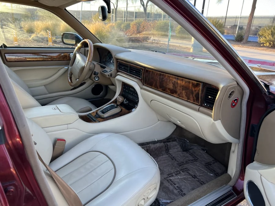 1996 Jaguar X300 XJ - Image 20 of 29
