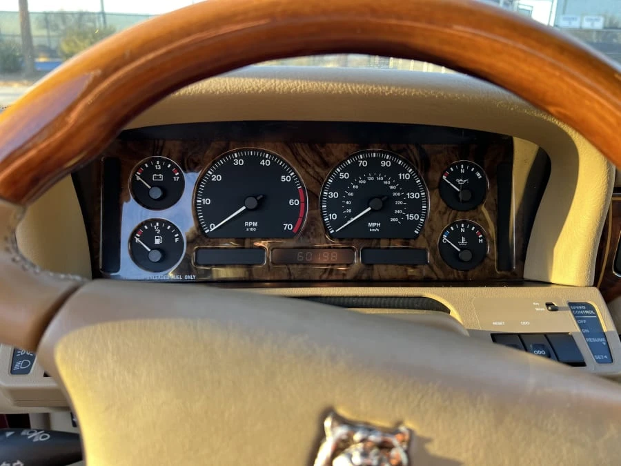 1996 Jaguar X300 XJ - Image 25 of 29