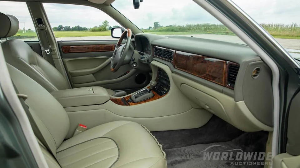 1996 Jaguar X300 XJ - Image 7 of 8