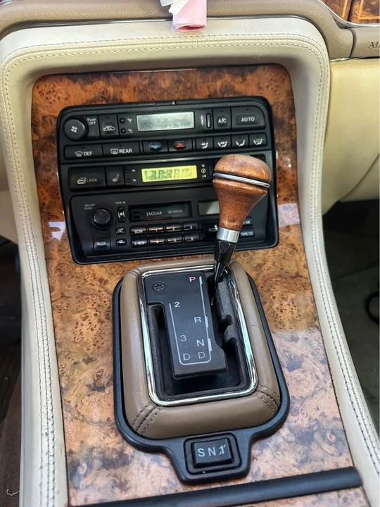 1996 Jaguar X300 XJ - Image 17 of 19