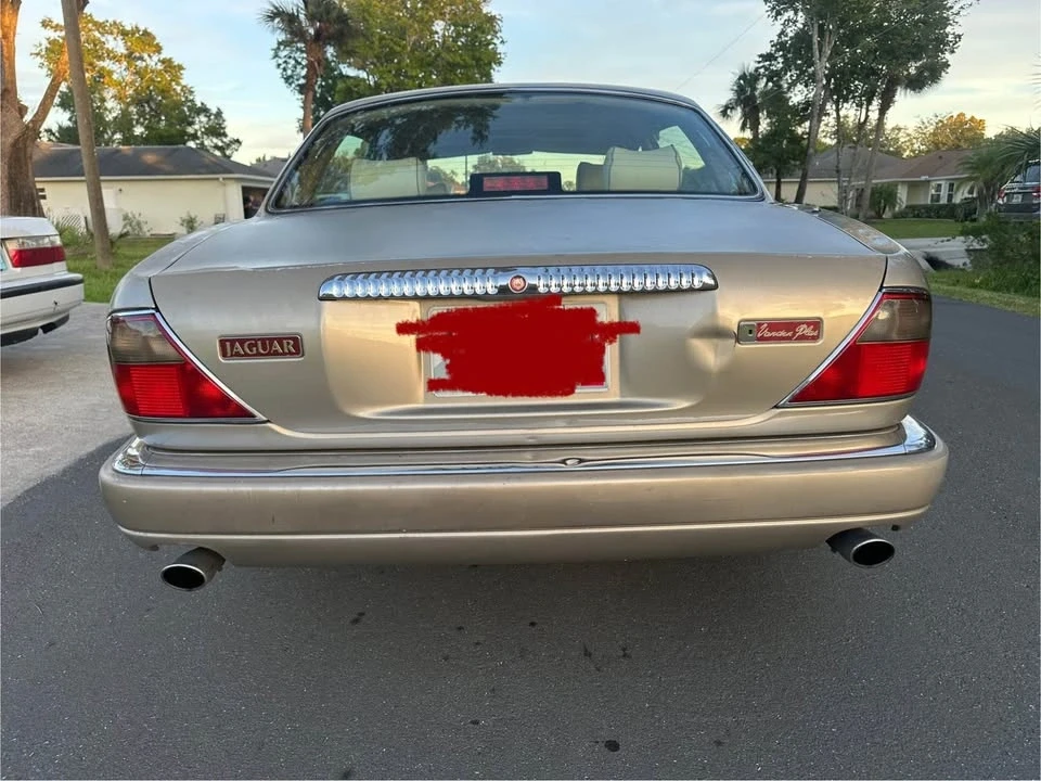 1996 Jaguar X300 XJ - Image 19 of 19