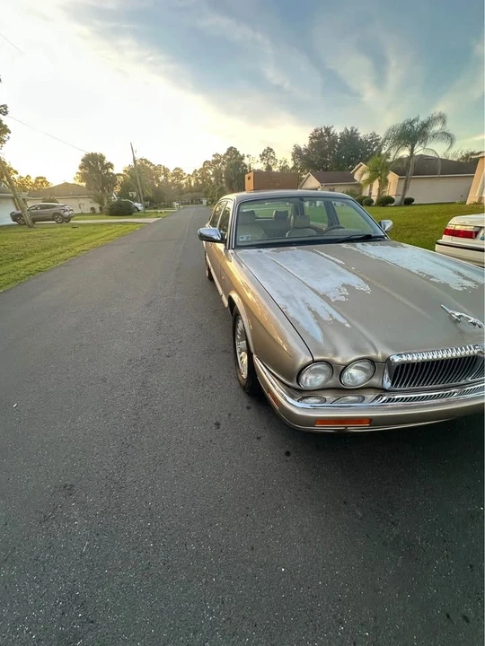 1996 Jaguar X300 XJ - Image 2 of 19