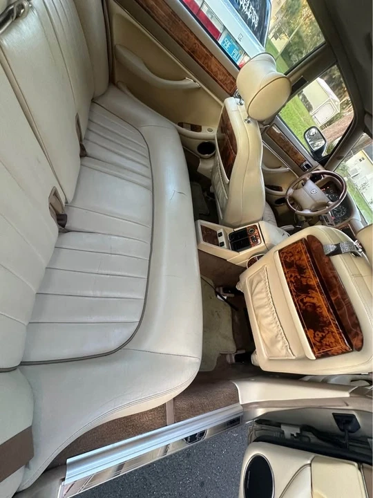 1996 Jaguar X300 XJ - Image 9 of 19