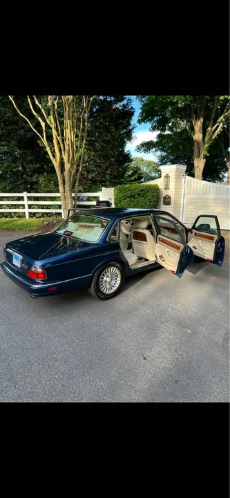 1996 Jaguar X300 XJ - Image 2 of 13