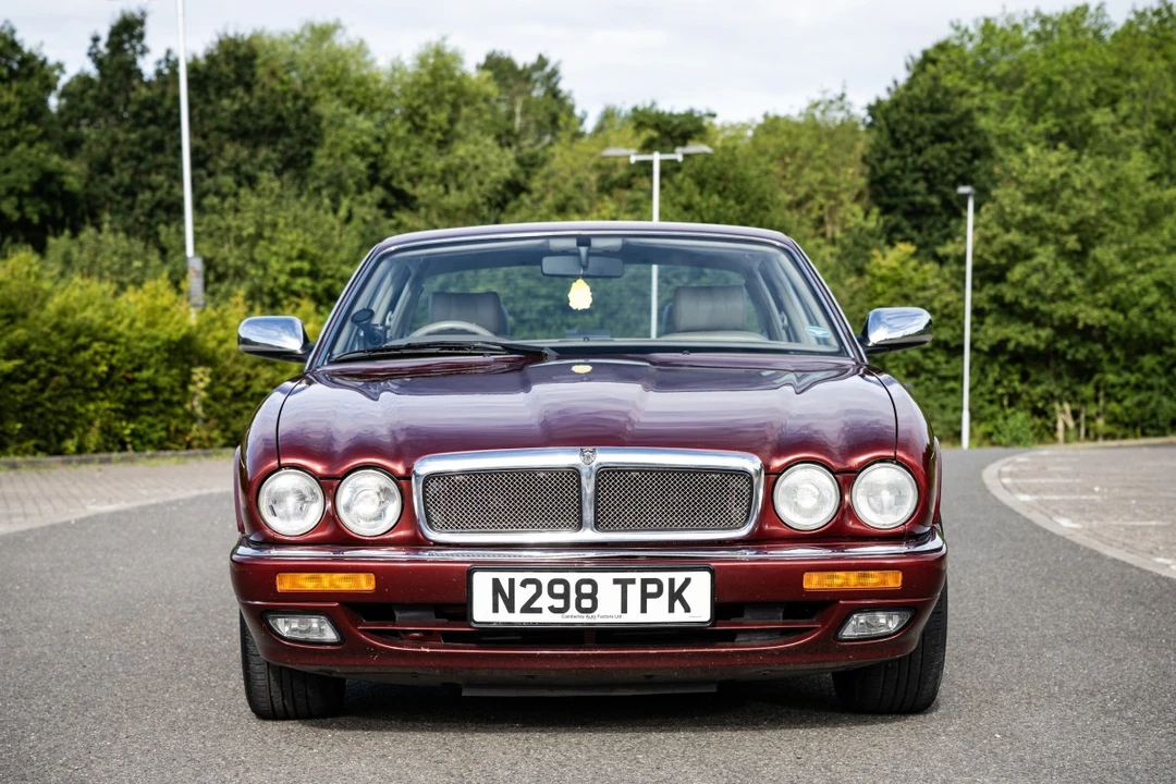 1996 Jaguar X300 XJ - Image 4 of 30