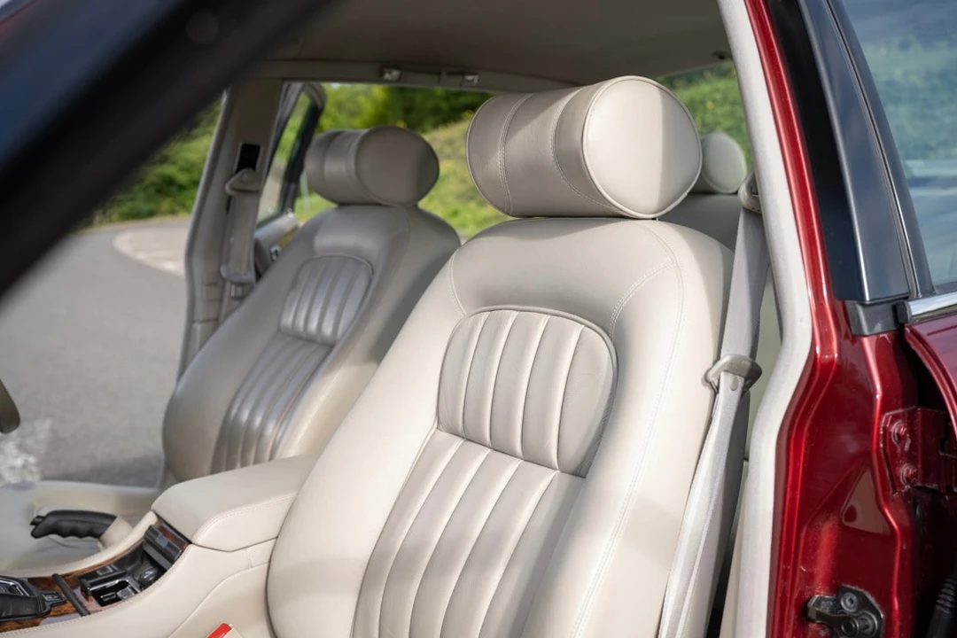 1996 Jaguar X300 XJ - Image 28 of 30