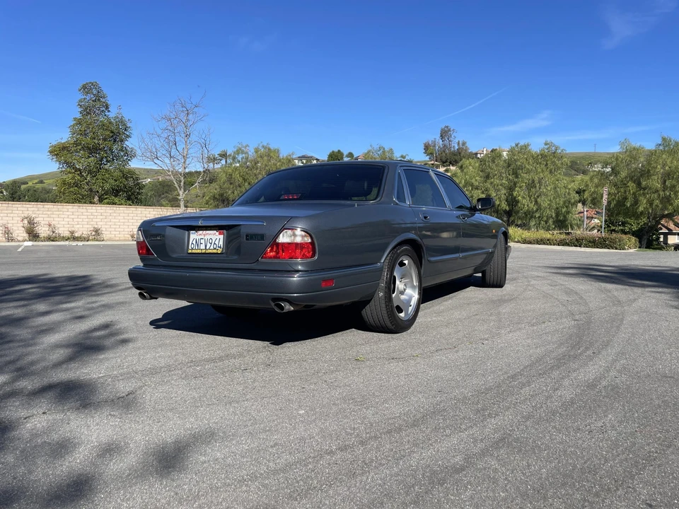 1996 Jaguar X306 XJR - Image 9 of 31