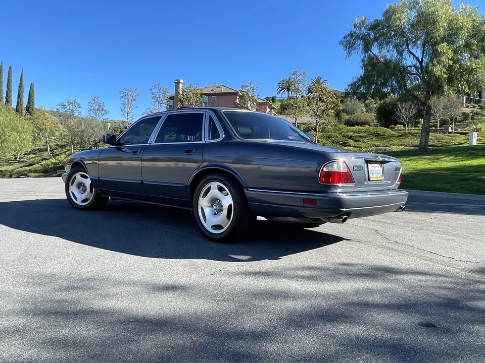 1996 Jaguar X306 XJR - Image 10 of 31
