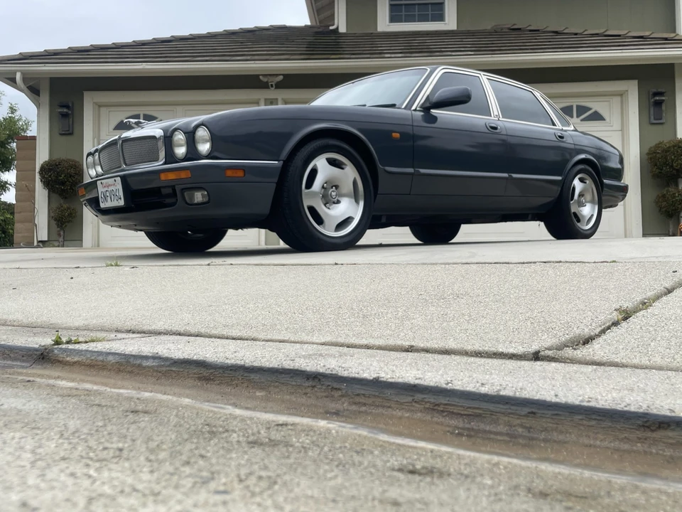 1996 Jaguar X306 XJR - Image 4 of 31
