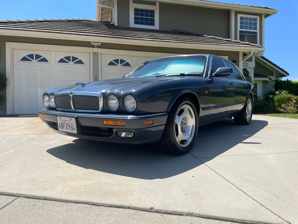 1996 Jaguar X306 XJR - Image 10 of 31